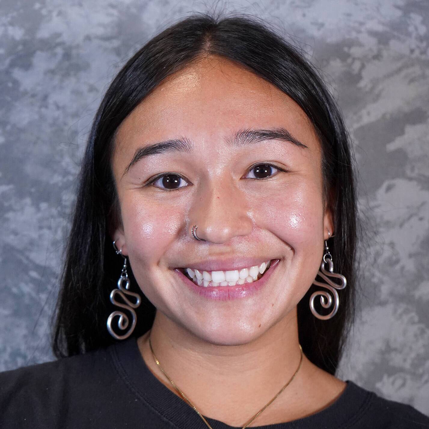 headshot picture of Trinity Renyoso